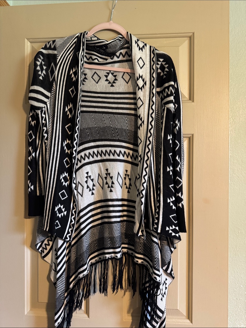 Haute Monde Black & White Aztec Fringe Poncho Cardigan